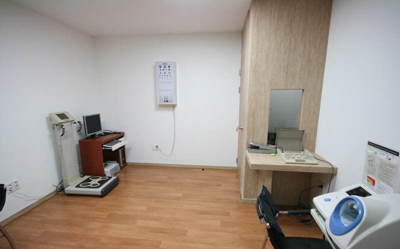 14_est02_0305.jpg